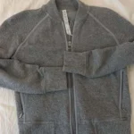Thumbnail for Lululemon top/gilet