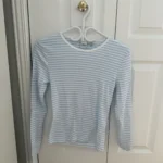 Thumbnail for Haut aritzia ligné bleu et blanc femme medium