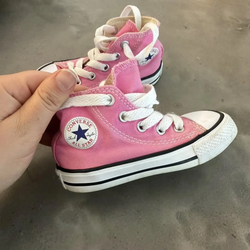 Featured image for Converse for babies, size 6
