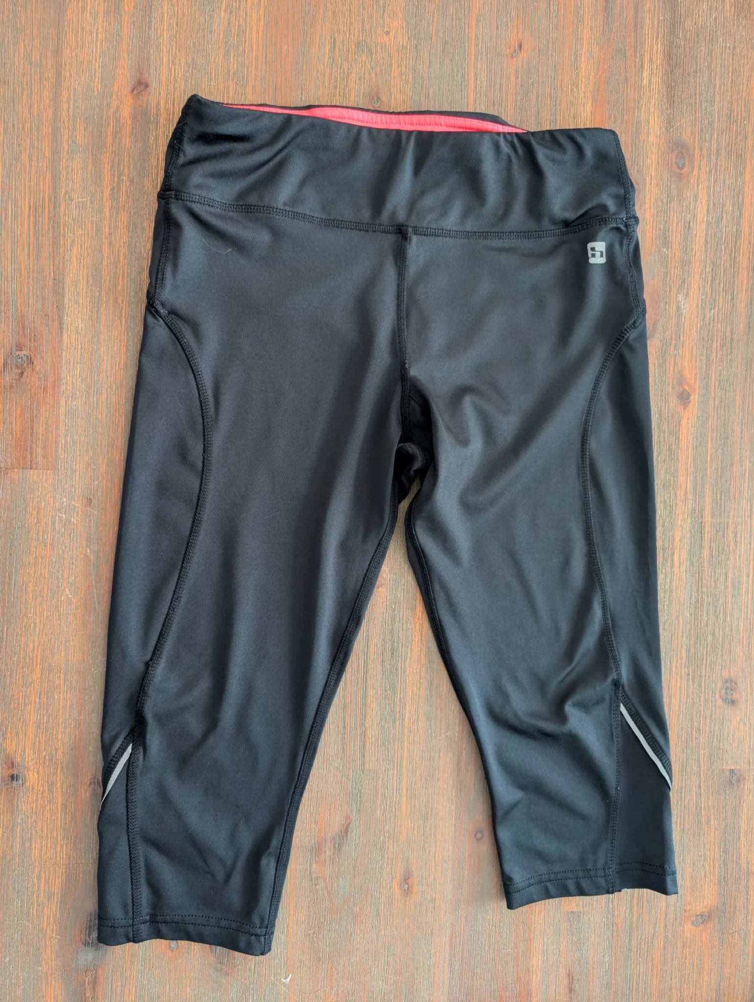 Featured image for Women’s sports leggings
