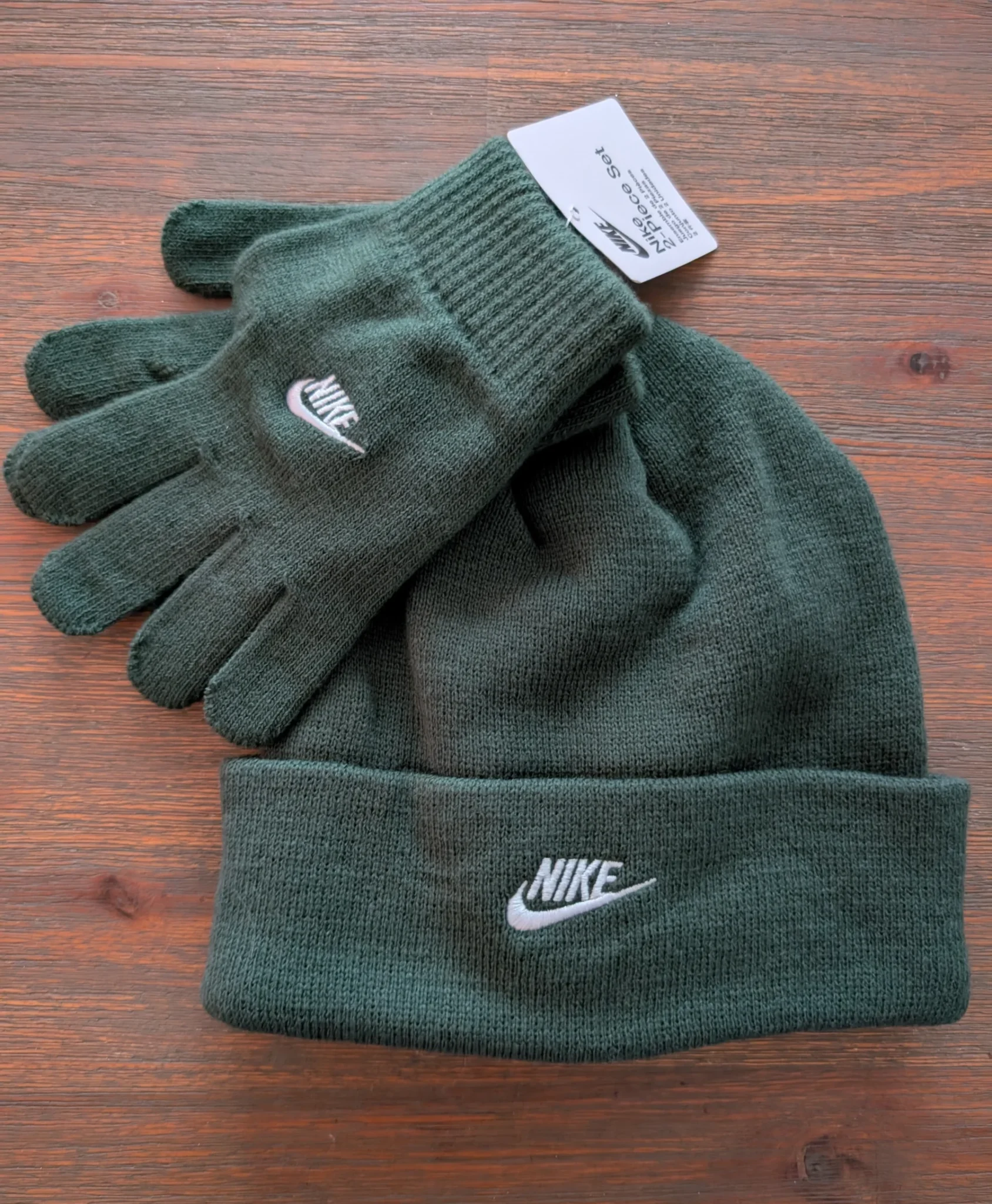Featured image for Nike hat and gloves (children’s)