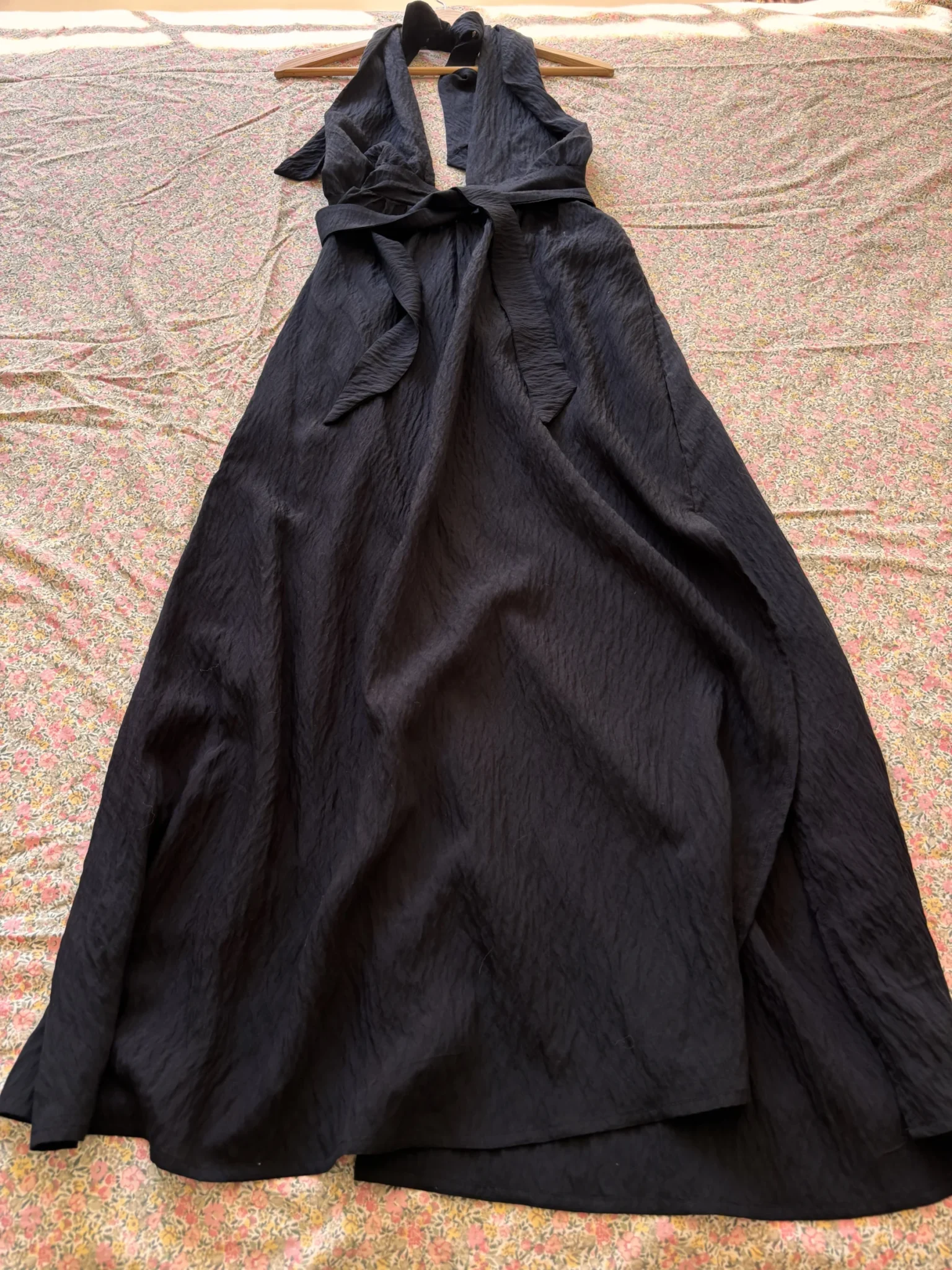 Featured image for Brand-new Santemarre dress!