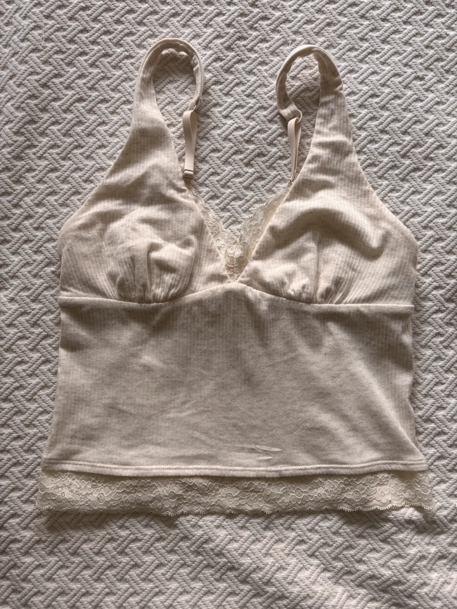 Featured image for Brand-new Aerie camisole