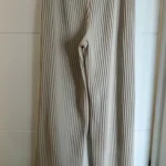 Thumbnail for Flowing trousers with an elasticated waistband