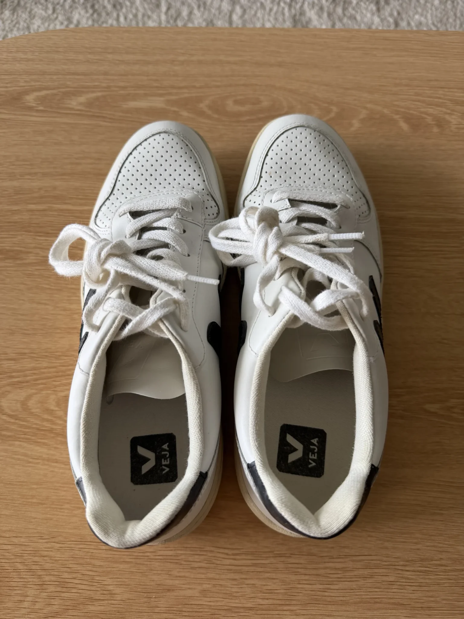 Image for Veja leather trainers