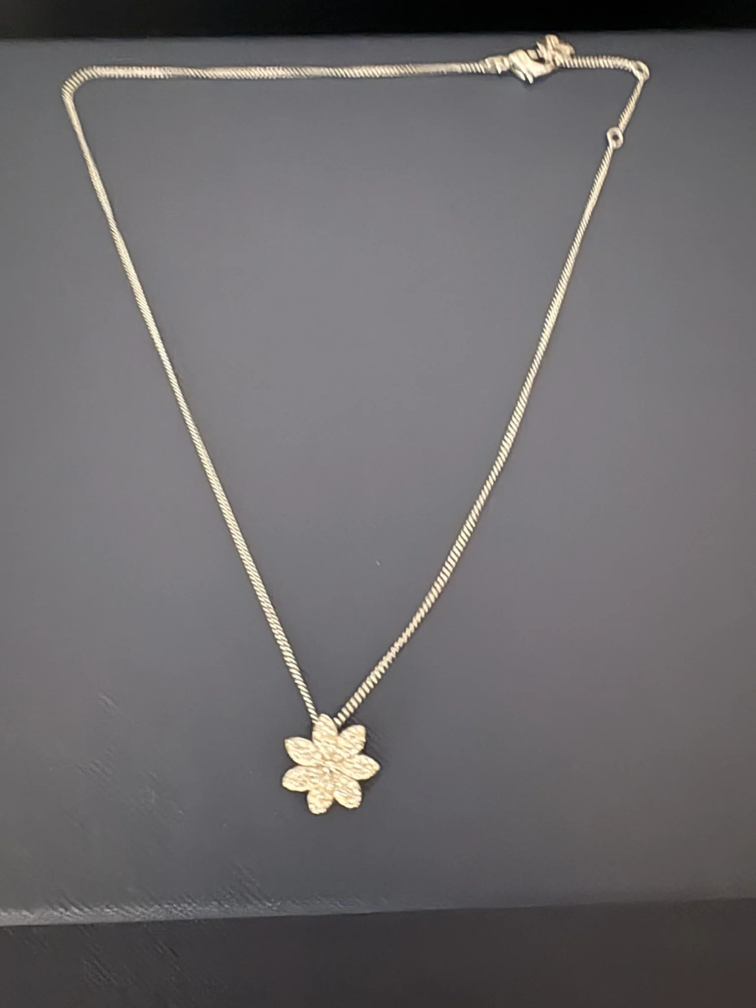Featured image for A lovely Swarovski necklace