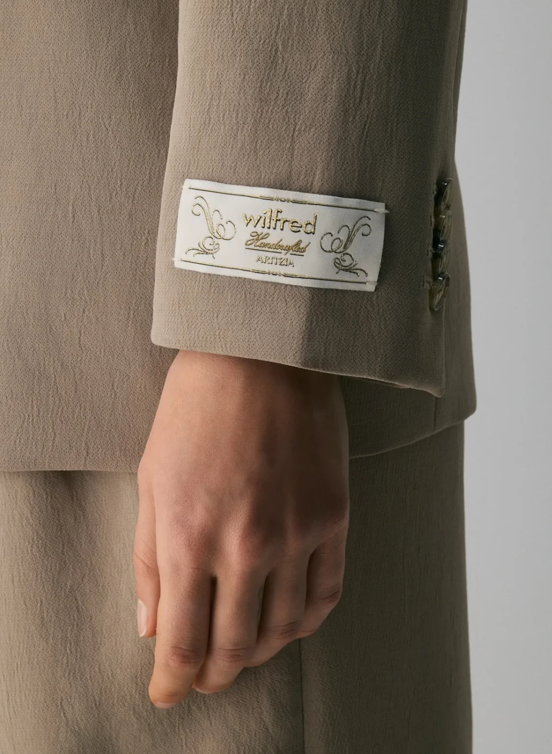 Image for Aritzia | Suit: Effortless Blazer + Trousers | Nomade Taupe ☕️ | BRAND NEW (you’re sure to love it!) 🍂