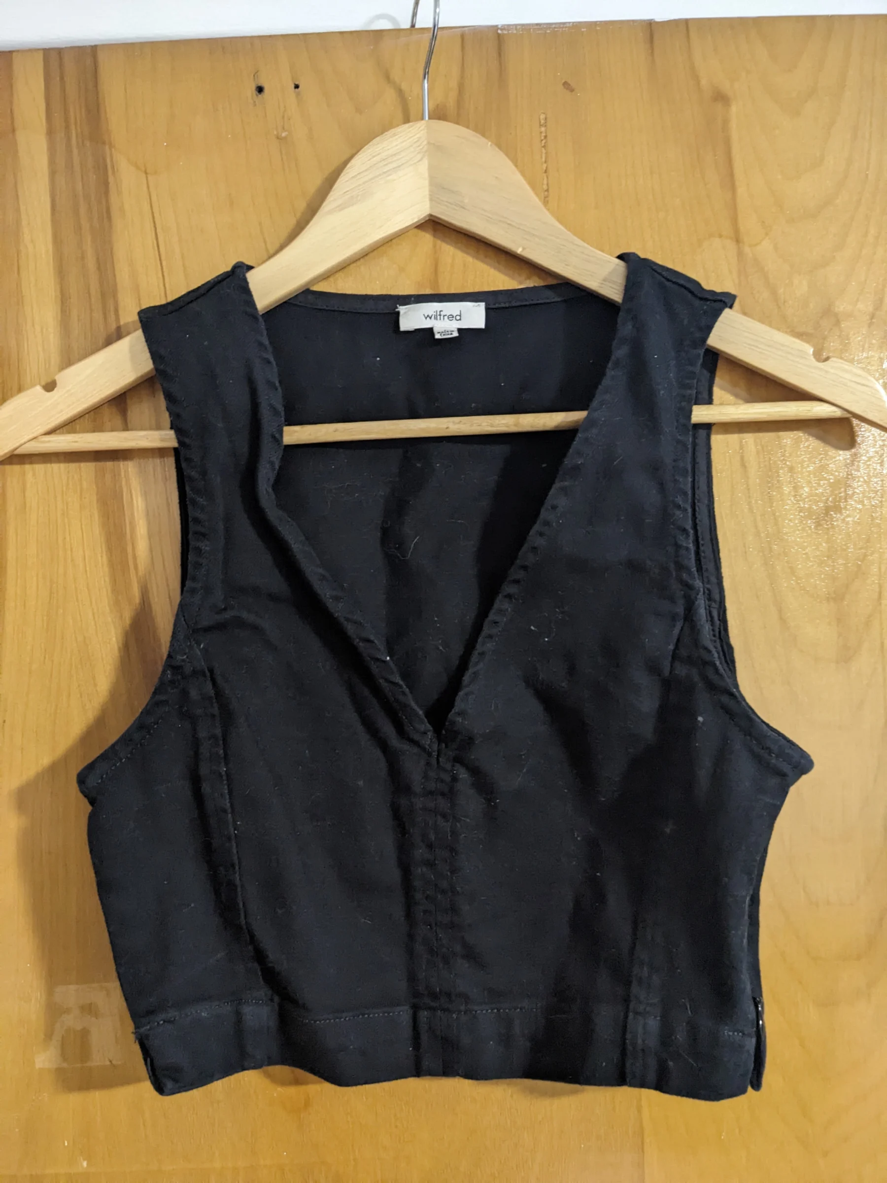 Wilfred black top Aritzia seconde main