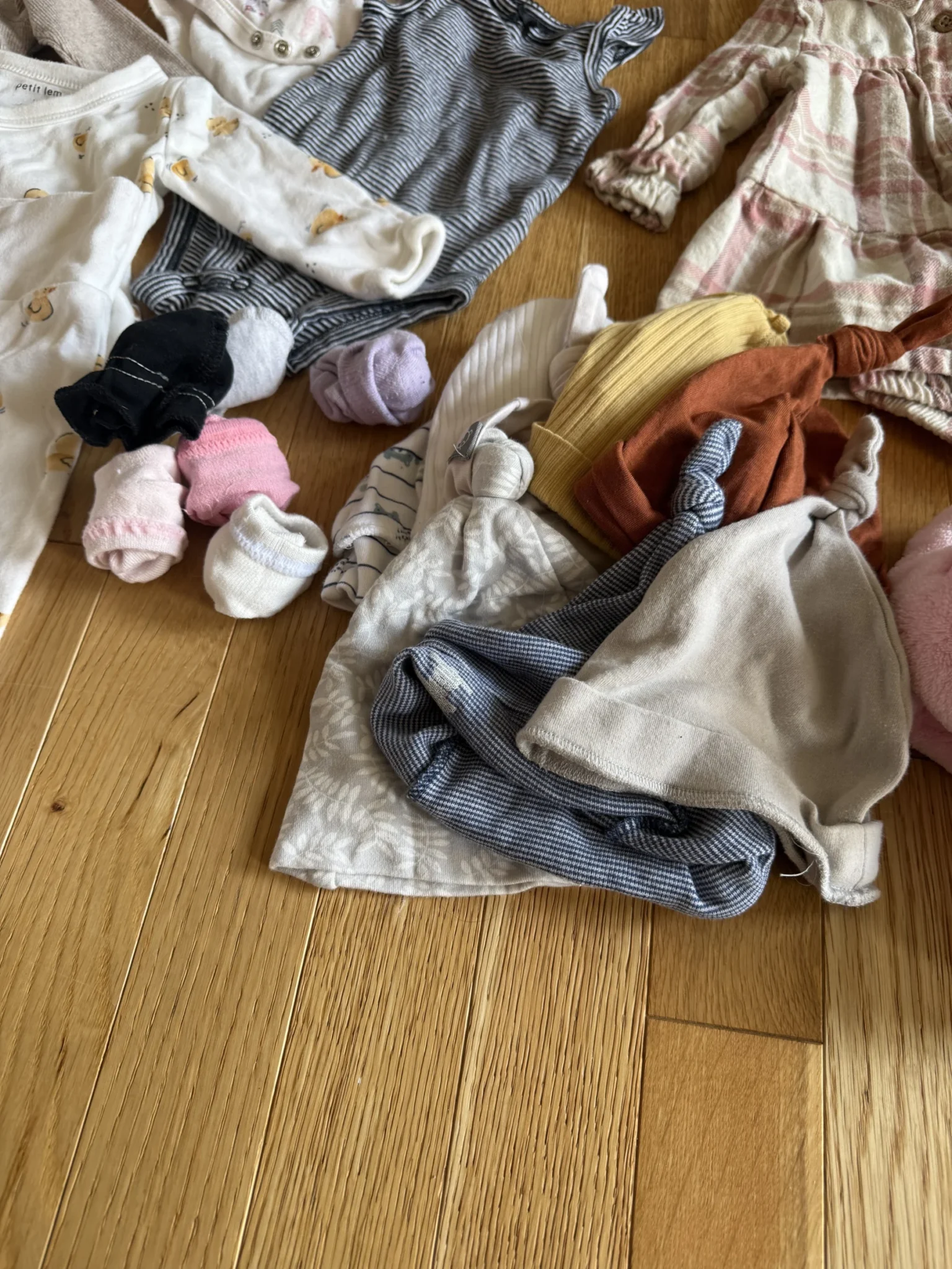 Image for 3-month-old baby girl bundle – over 15 items and accessories