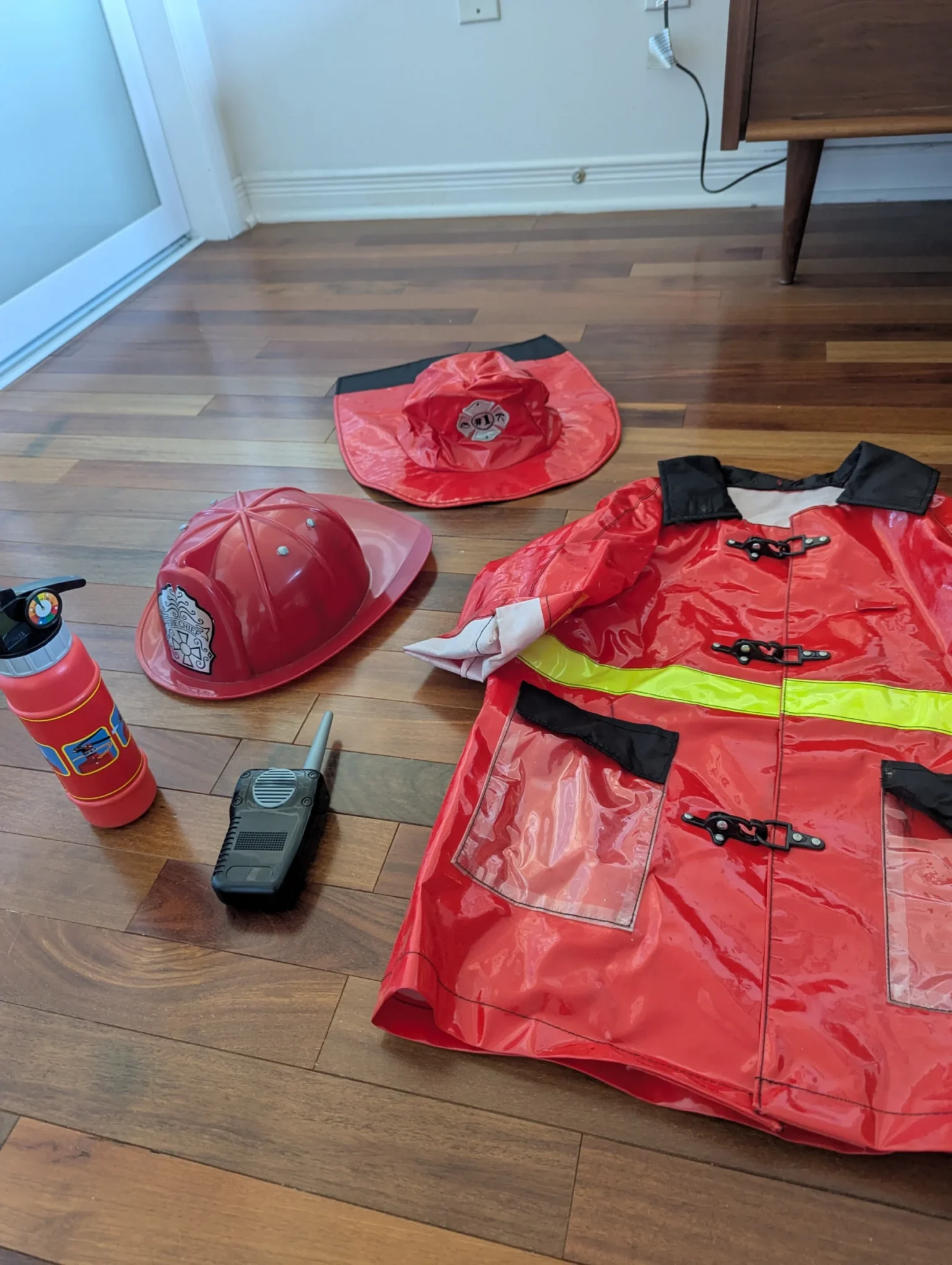 Image for Children’s firefighter costume, size 3–4T
