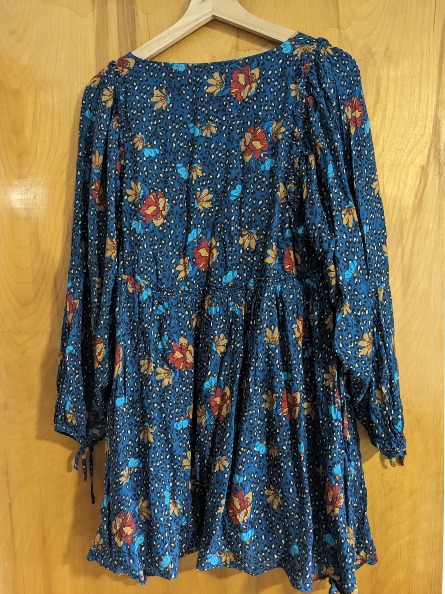 Image for Sézanne dress with puffed sleeves
