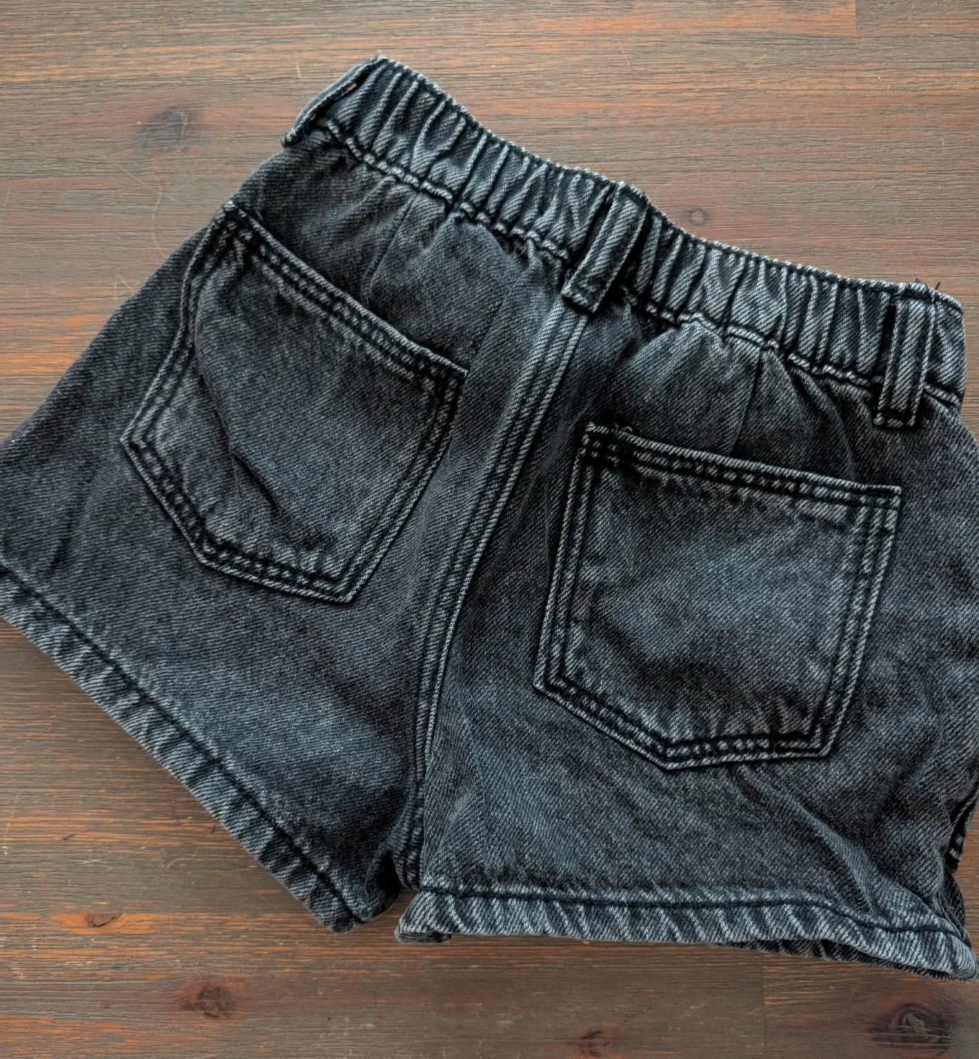 Image for Zara shorts for 3-year-olds