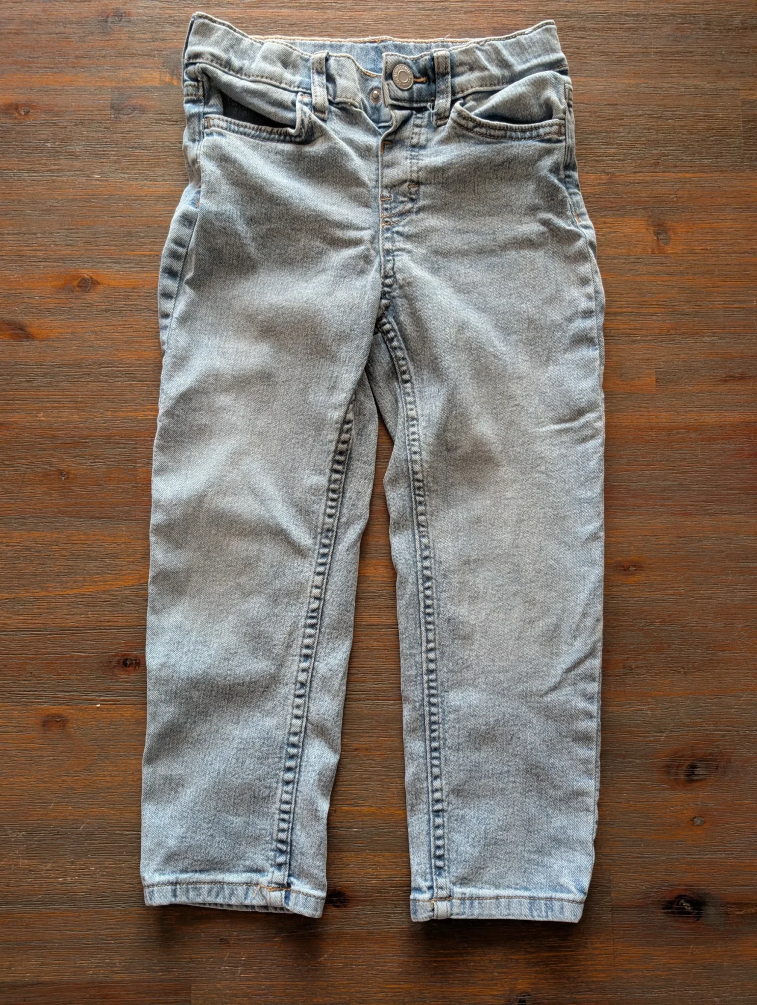 Featured image for HM jeans, age 5