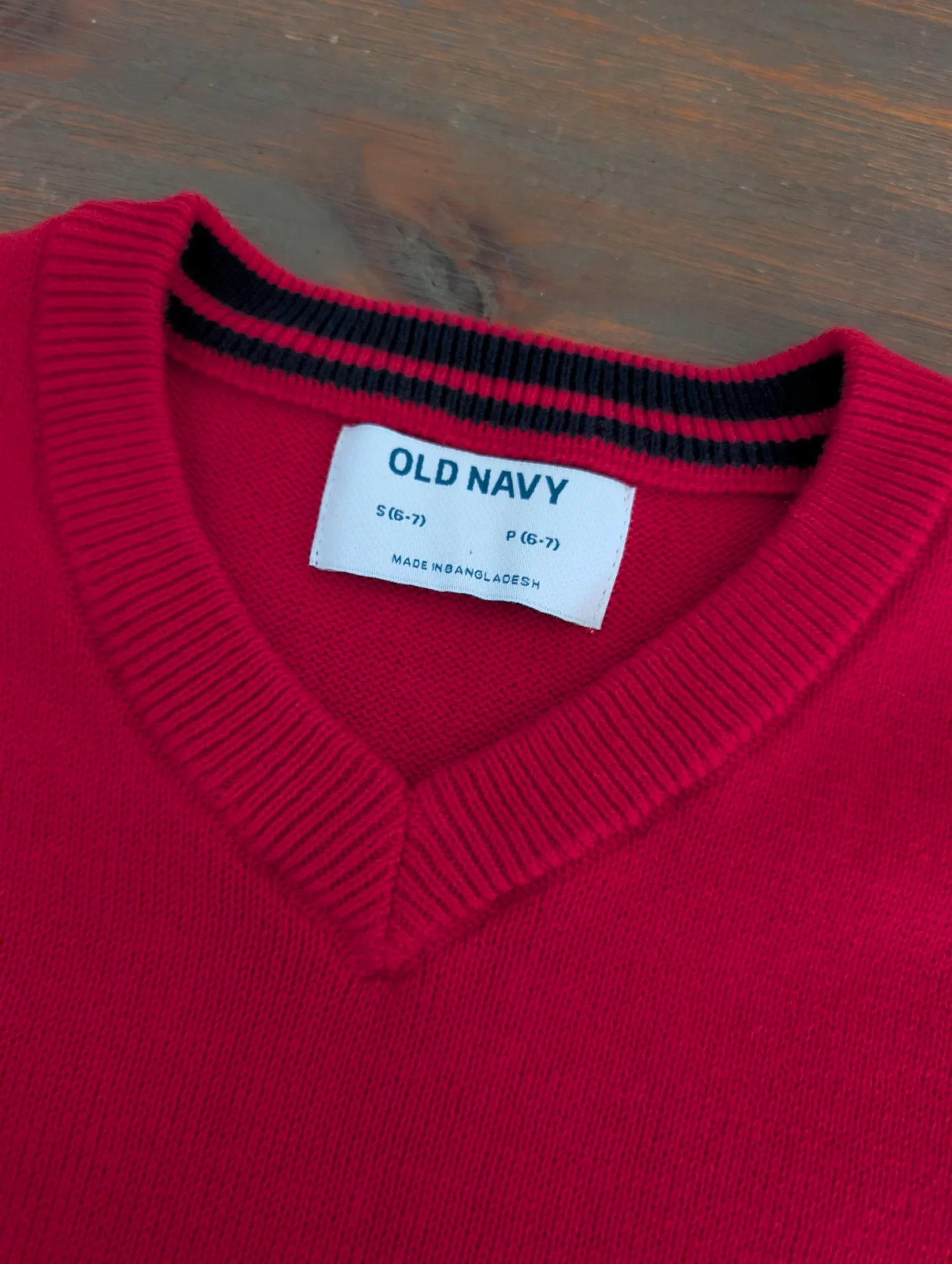 Image for Chandail old navy 6-7 ans