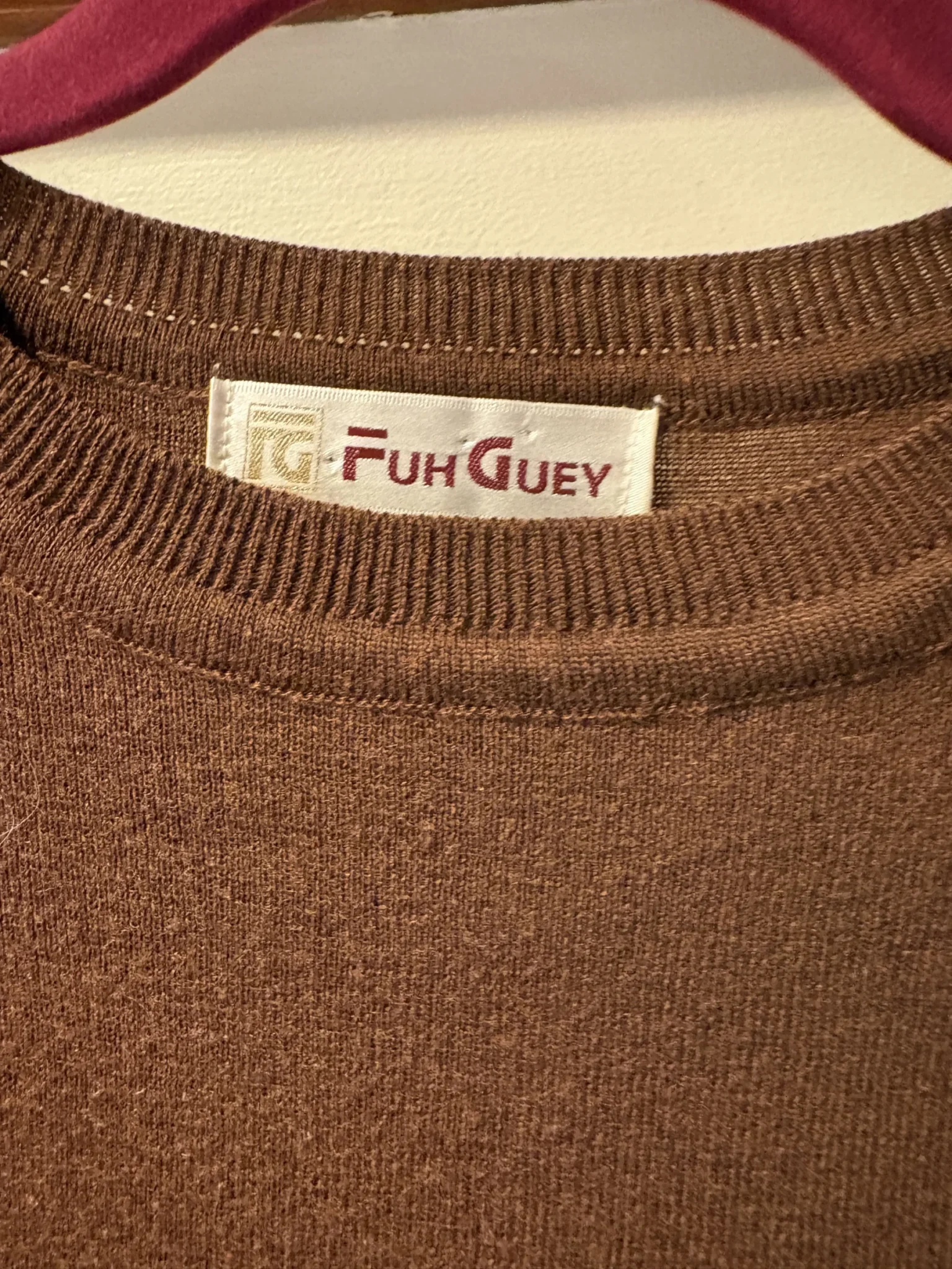 Image for Brown Fuh Guey jumper – Western-style design with cacti