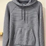 Featured thumbnail for Chandail à capuchon Columbia Sportswear – Taille M