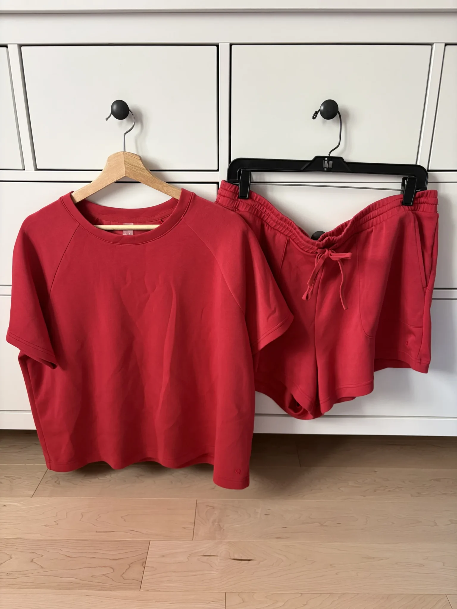 Featured image for Hyba red set