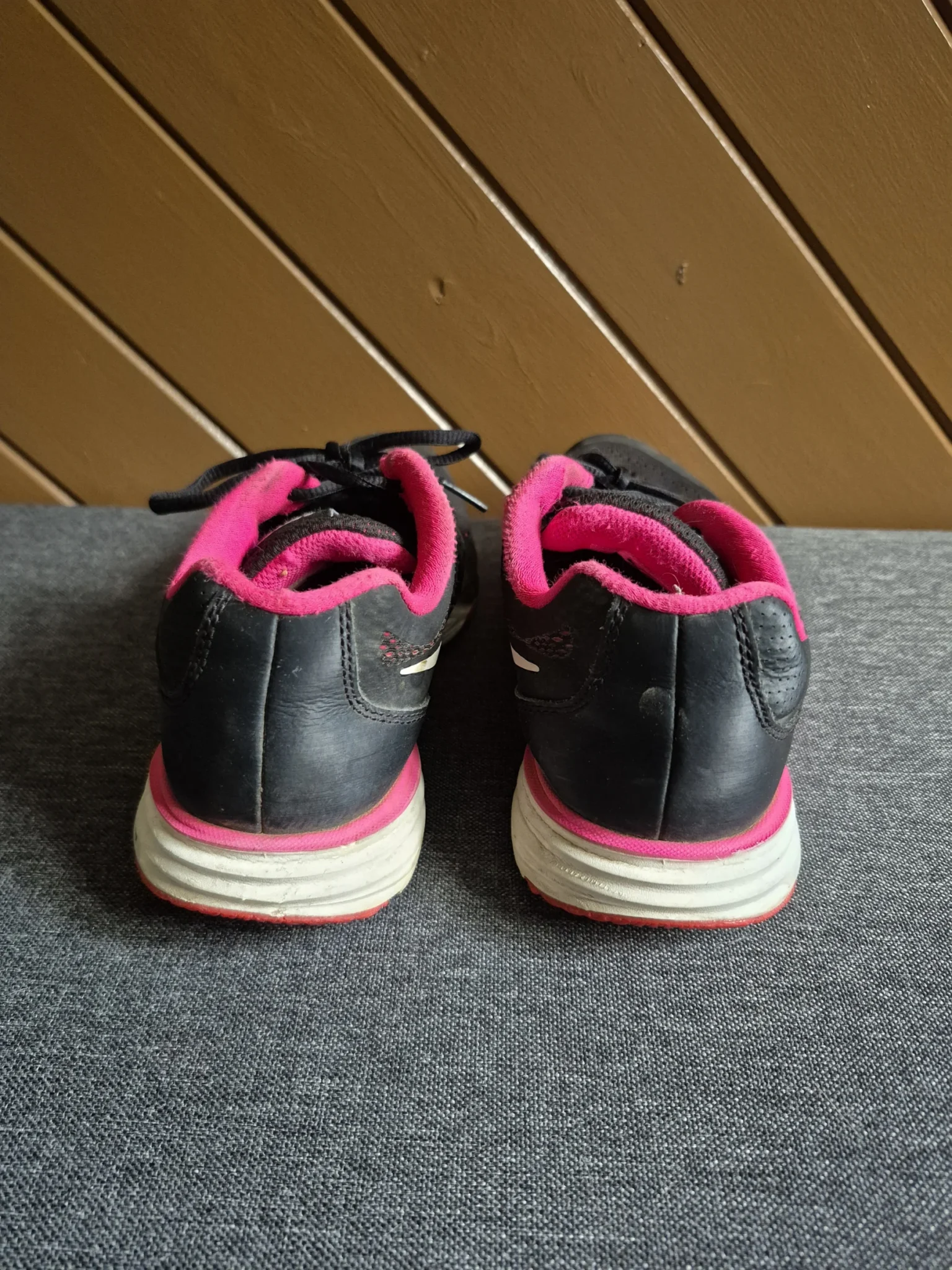 Image for Nike trainers, size 6