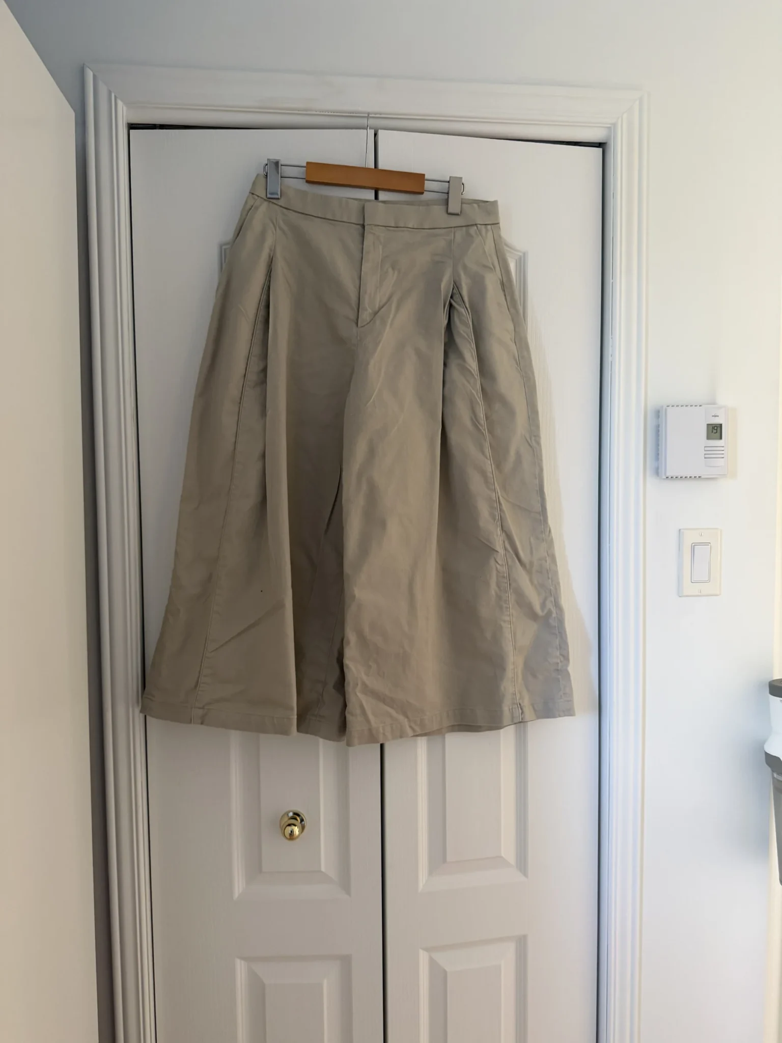 Image for Pantalon 3/4 Uniqlo medium