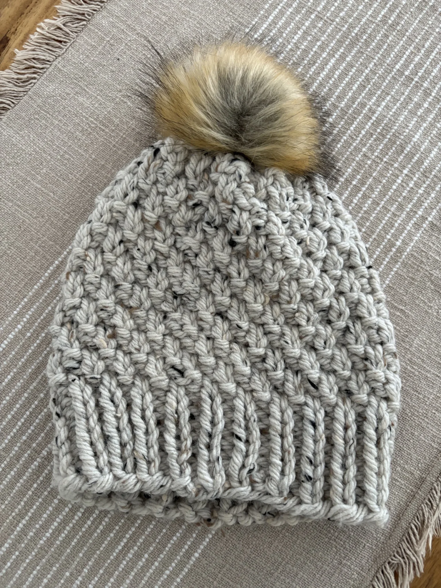 Image for Tuque crochetée faite à la main