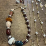 Thumbnail for Lot de bijoux anciens et moins anciens :)