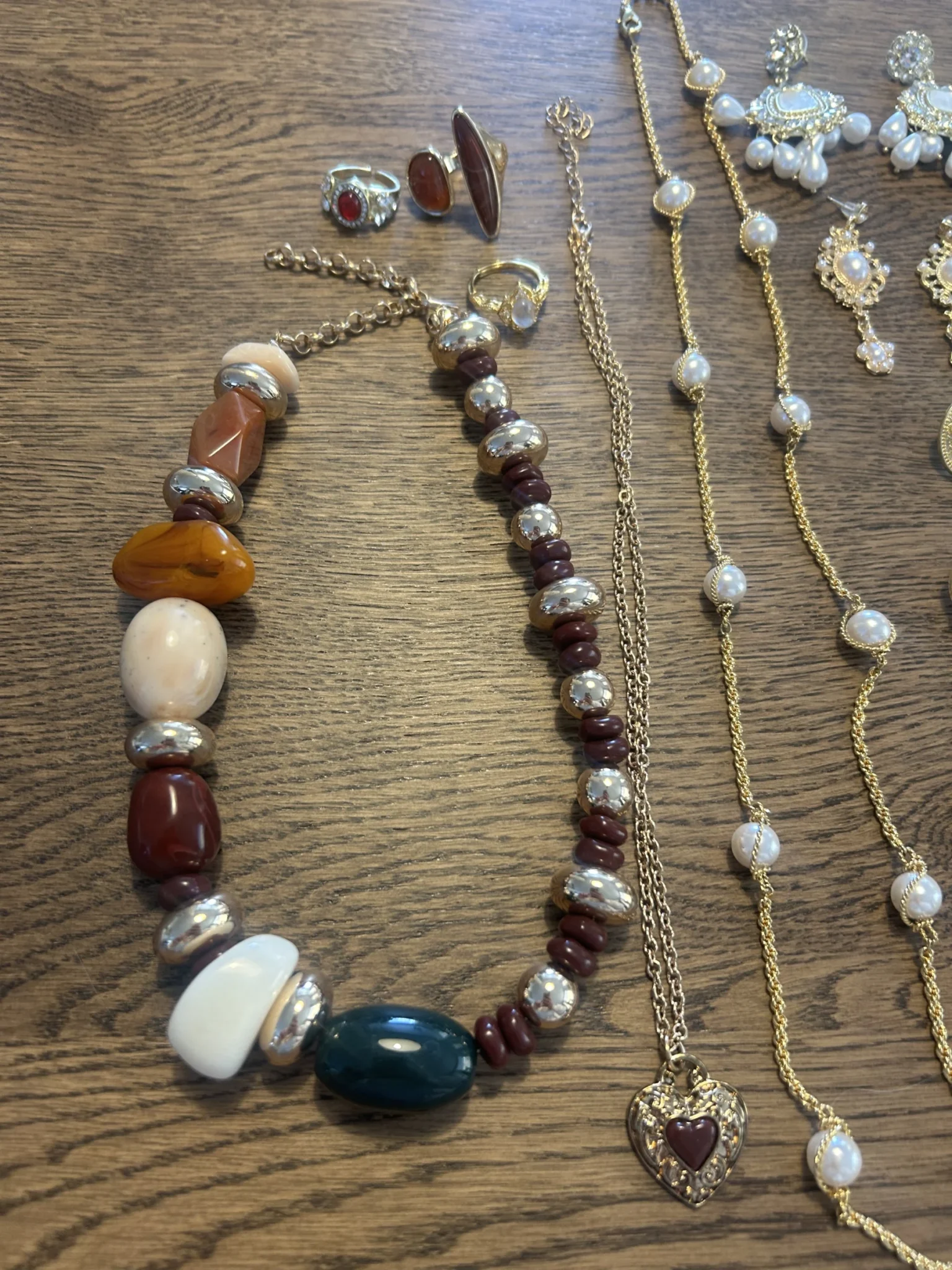 Image for Lot de bijoux anciens et moins anciens :)