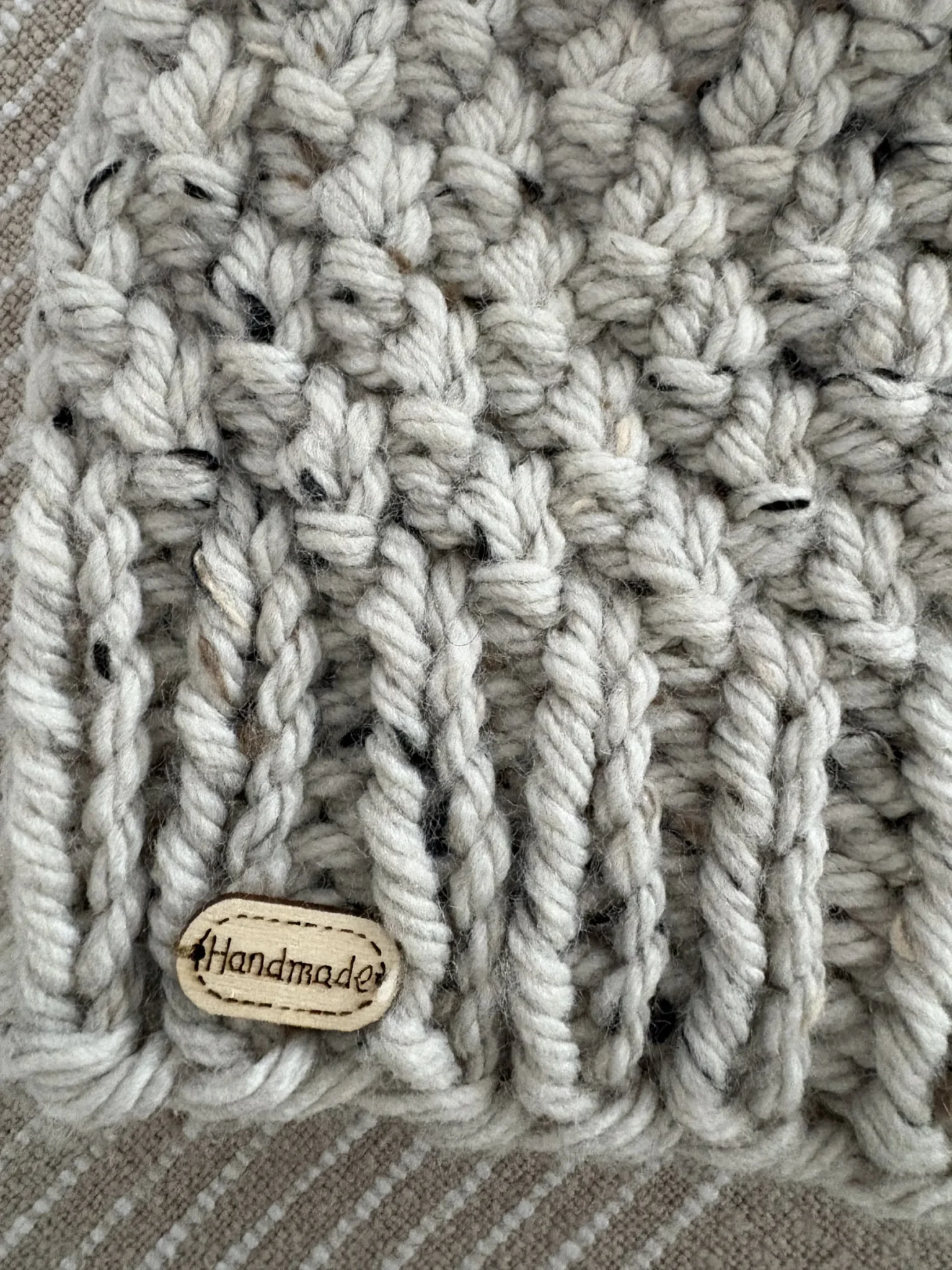 Image for Tuque crochetée faite à la main