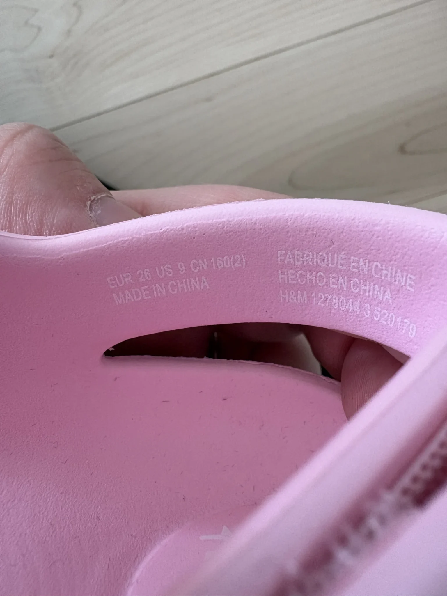 Image for Brand-new pink H&M sandals