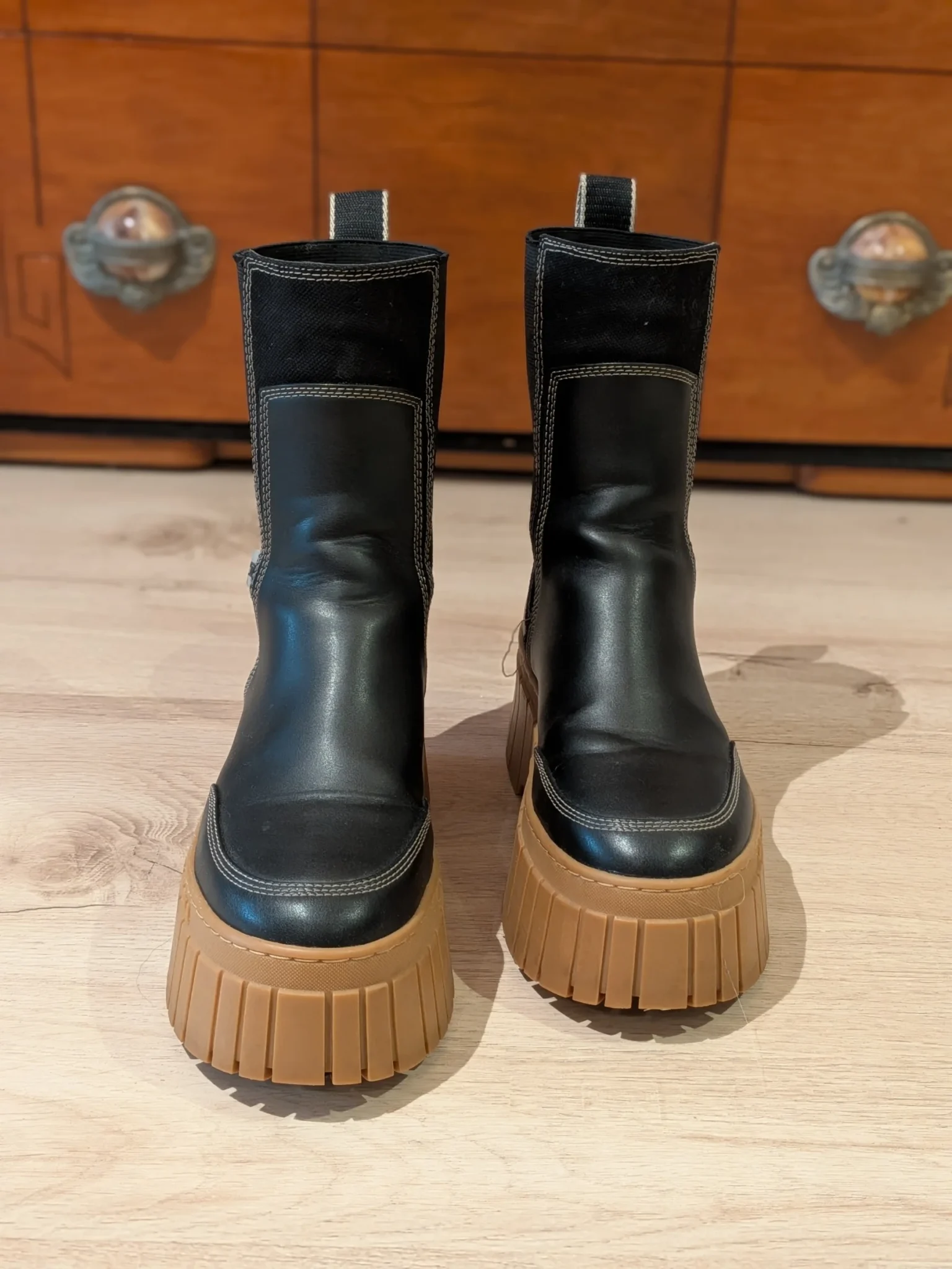 Image for 🖤 Akanoma boots