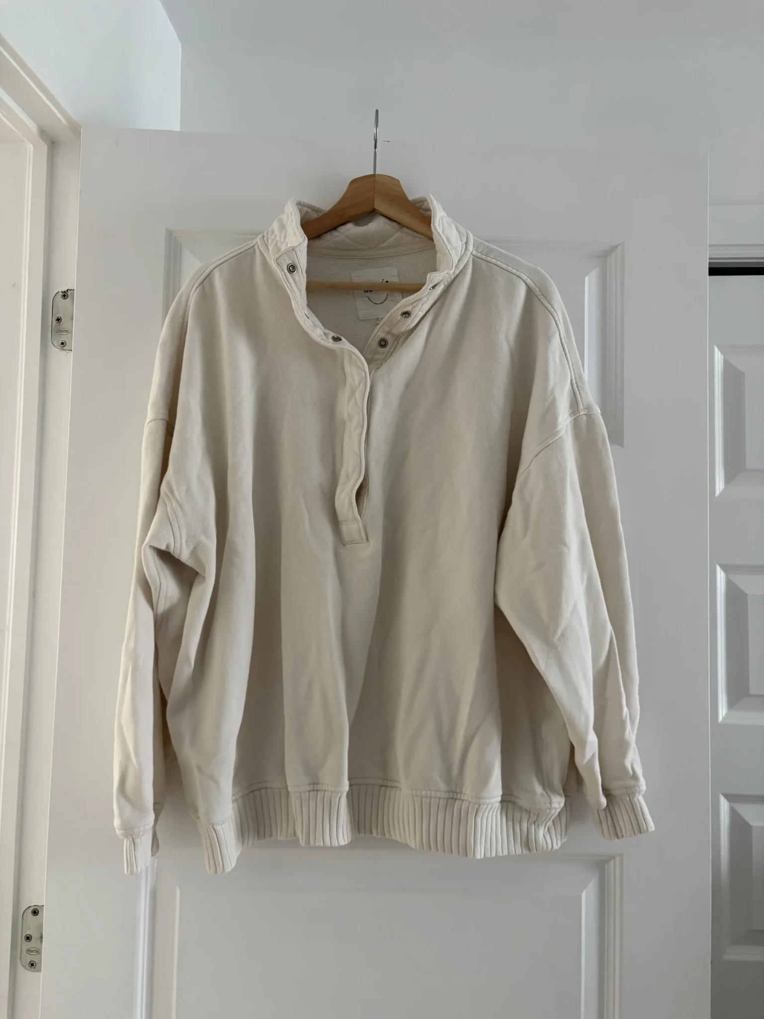 Featured image for Aerie cream jumper