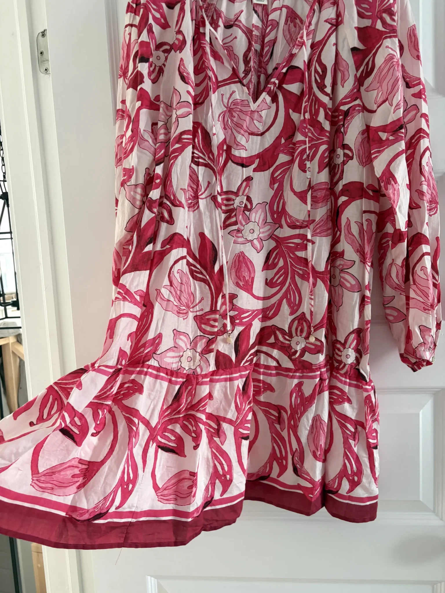 Image for Lightweight pink floral print dress from H&M