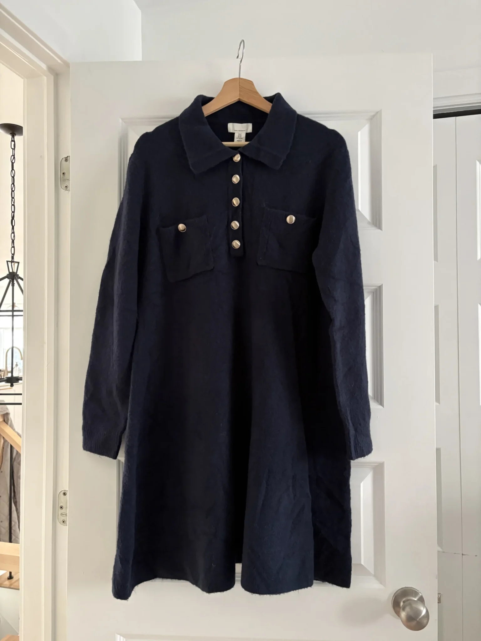 Featured image for H&M navy blue knitted dress