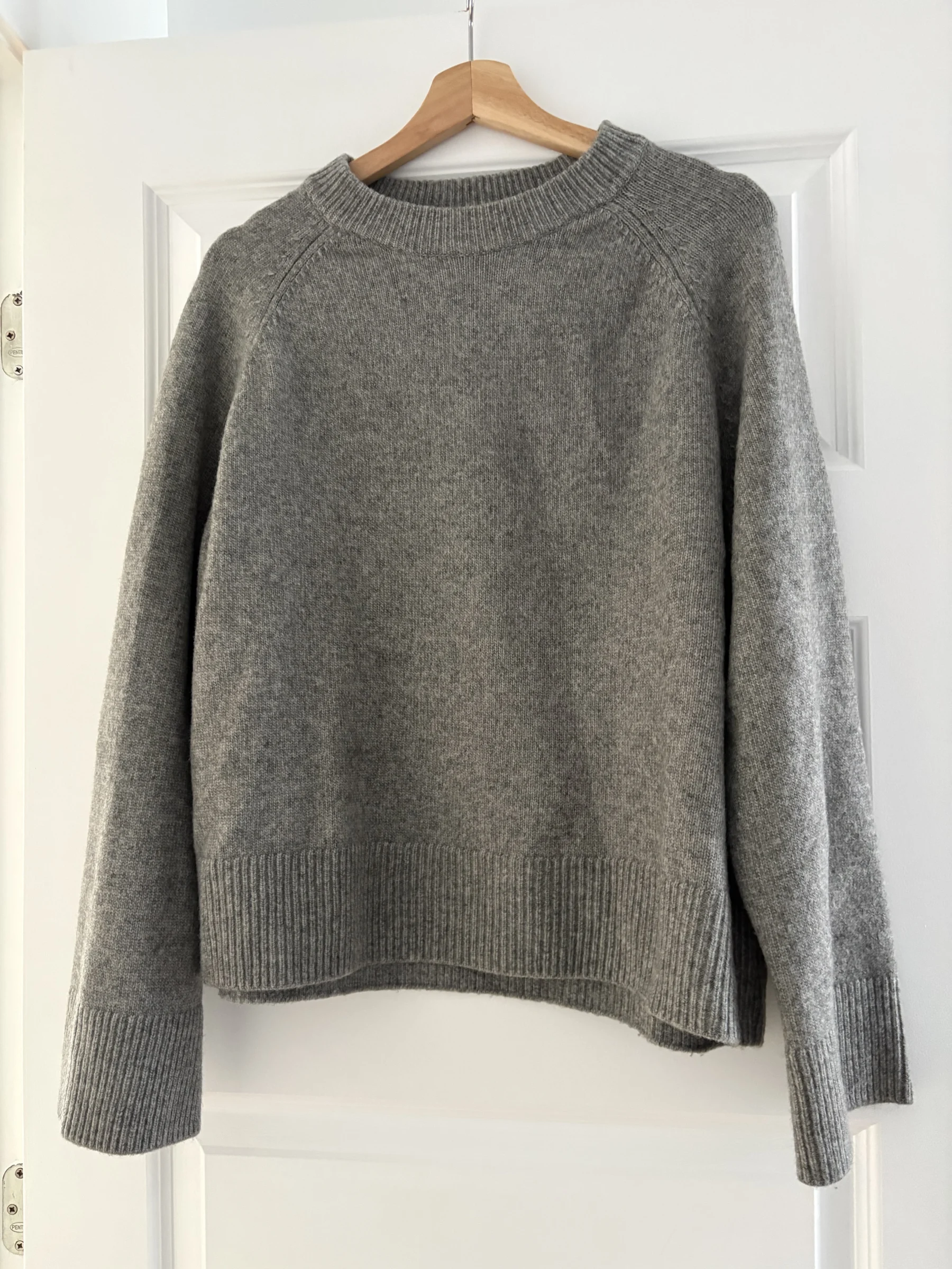 Grey H&M jumper HM seconde main