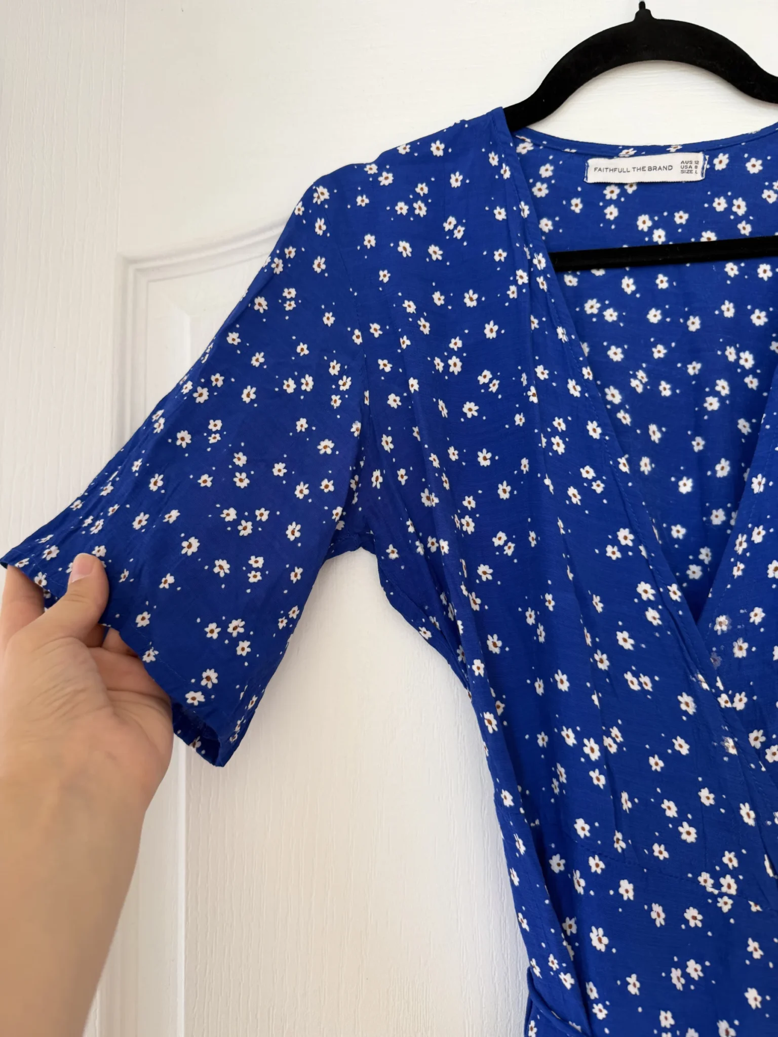 Image for Faithfull the Brand blue and white floral dress, size L