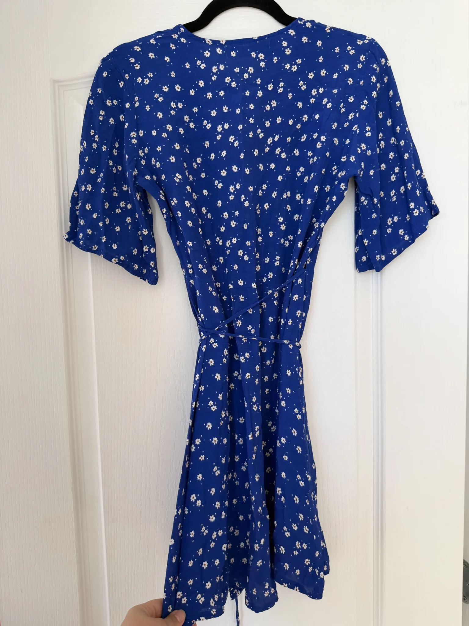 Image for Faithfull the Brand blue and white floral dress, size L