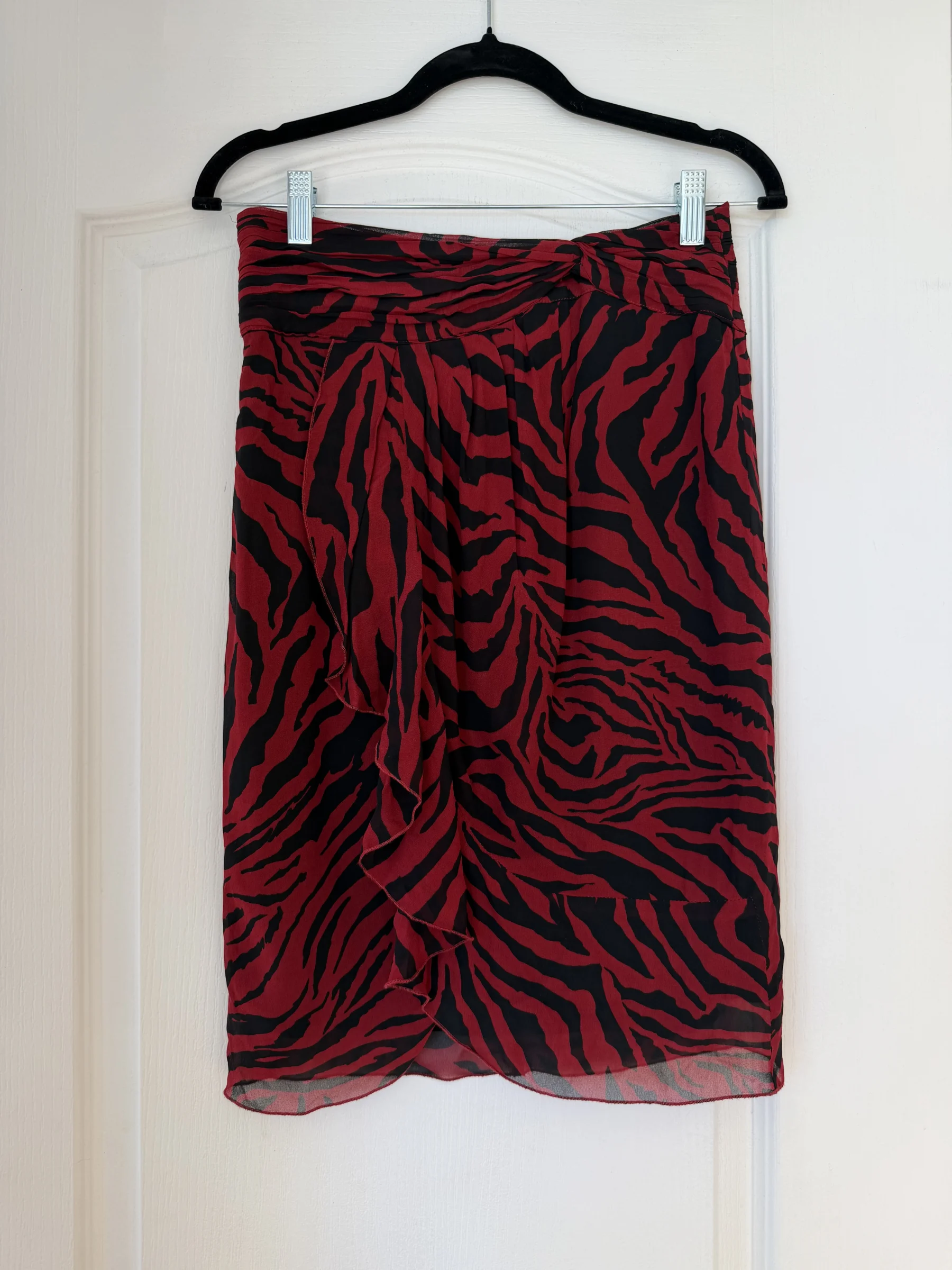 Bash skirt, size M, red and black zebra print Bash seconde main