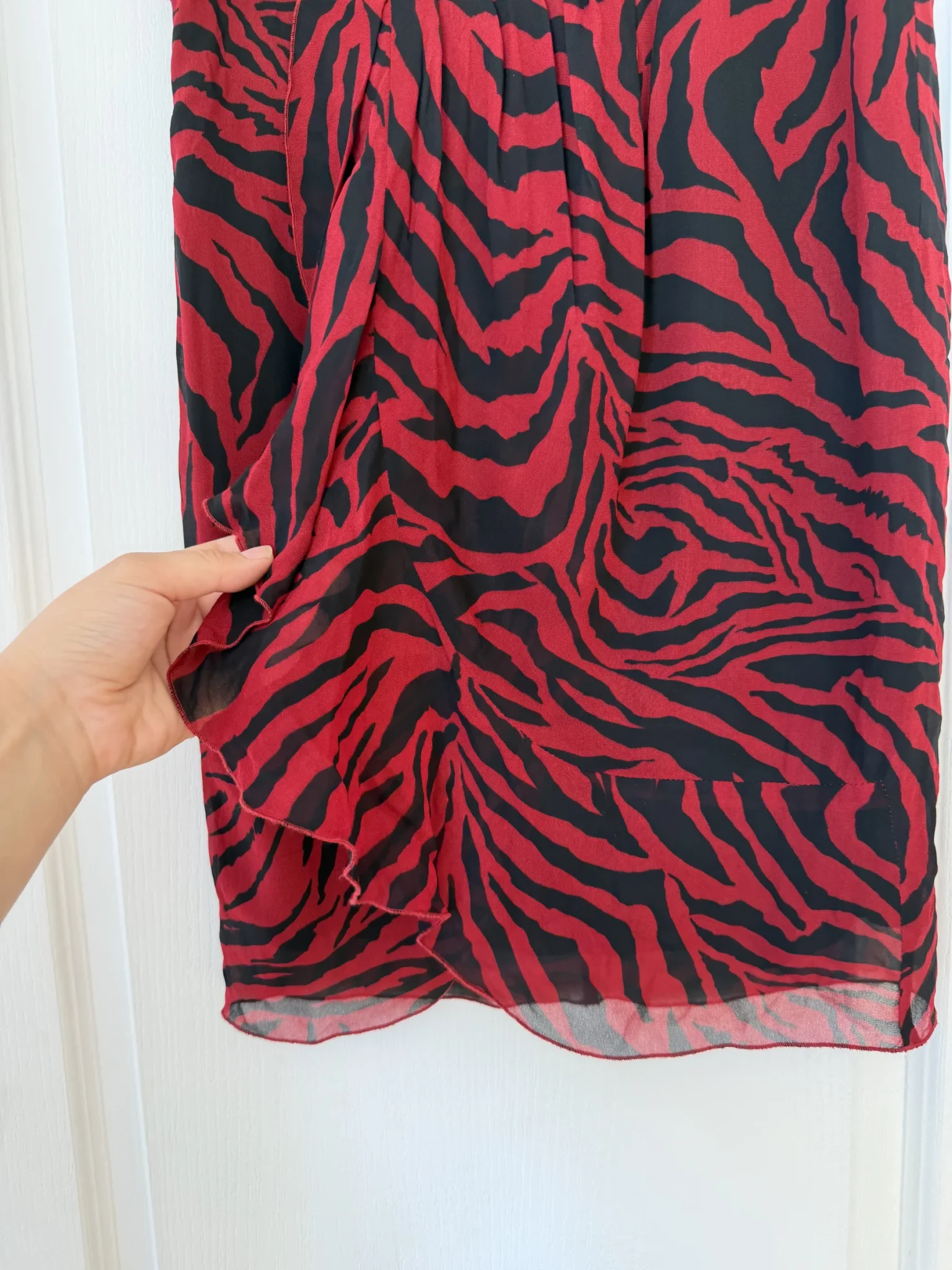 Image for Jupe Bash taille M rouge et noir zèbre