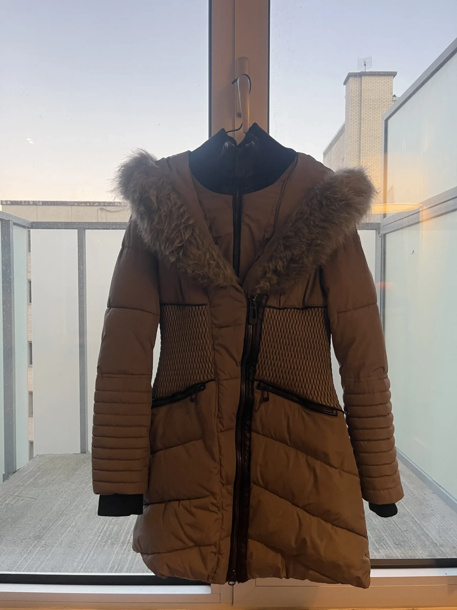 Image for NOIZE winter coat – size M – warm and lined – faux fur hood