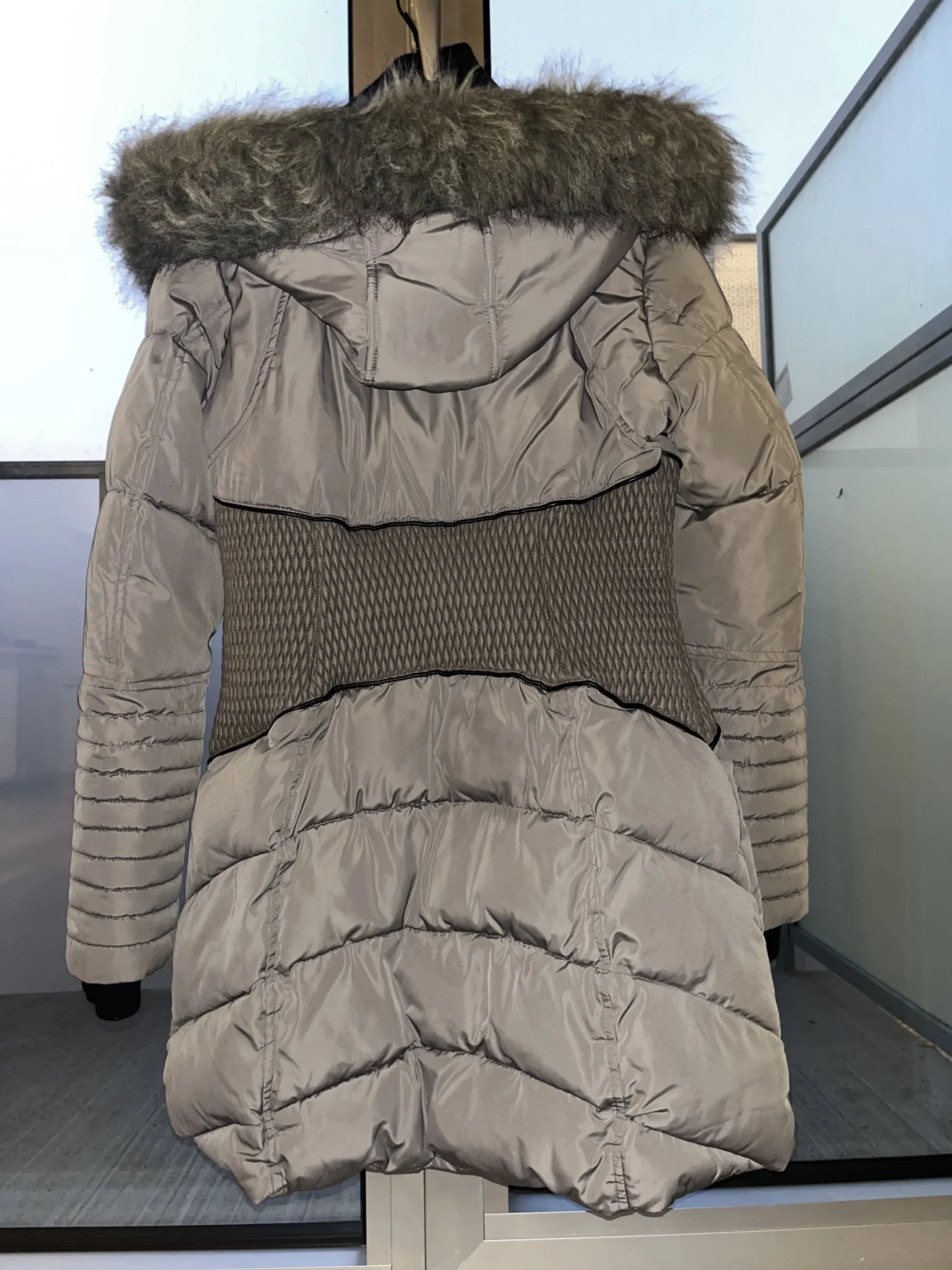 Image for NOIZE winter coat – size M – warm and lined – faux fur hood
