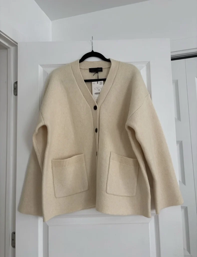 Featured image for Brand-new cream Zara jacket