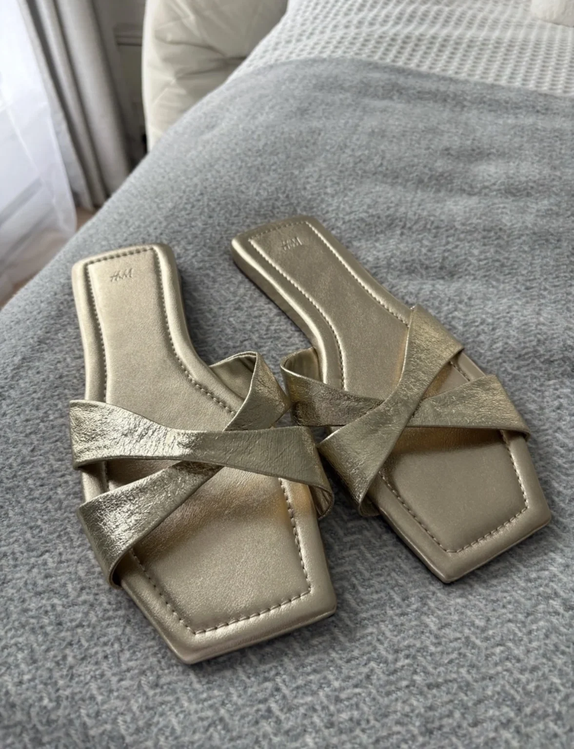 Image for Brand-new gold H&M sandals