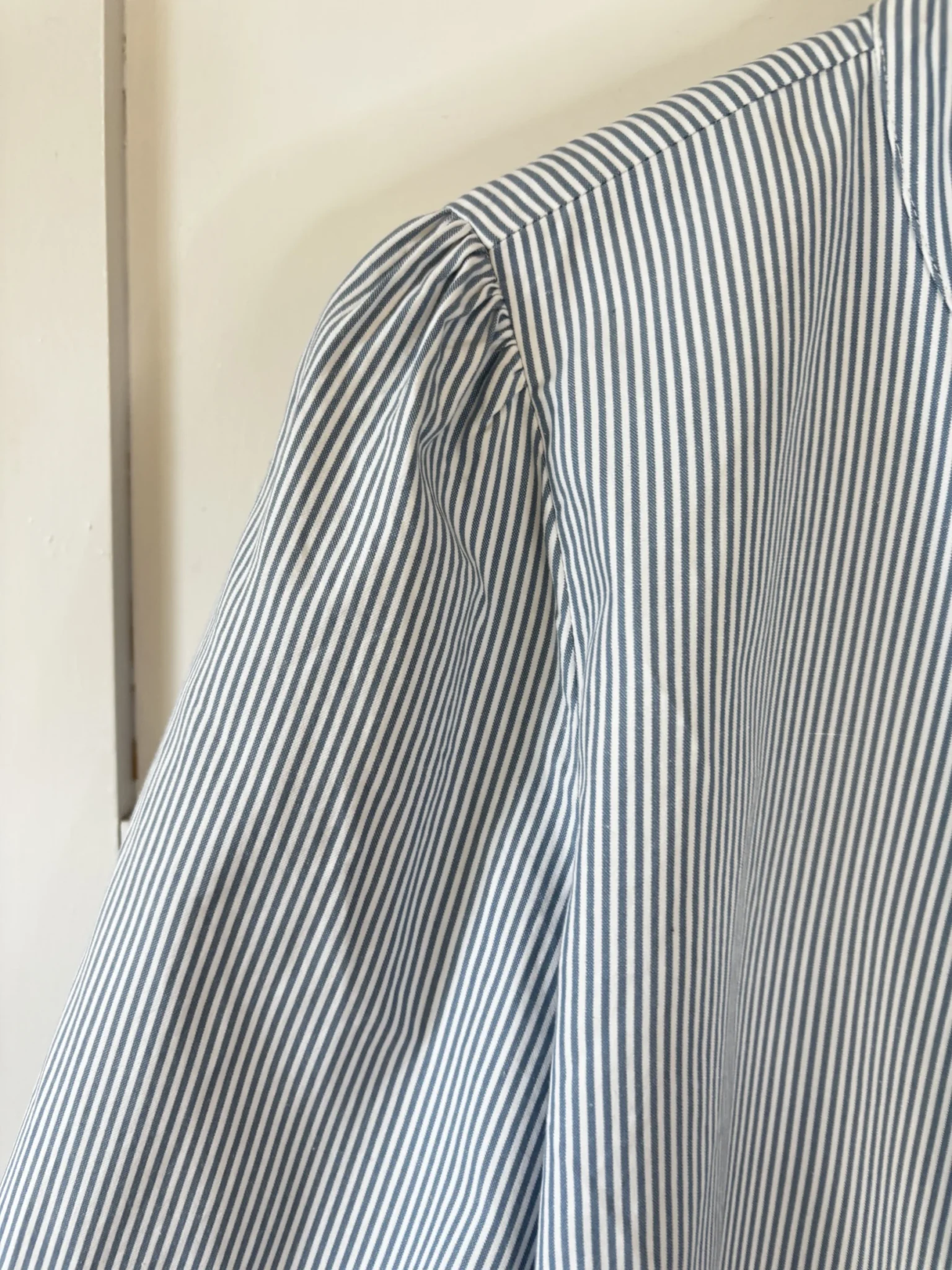 Image for ♥️Chlo blouse by SÉZANE