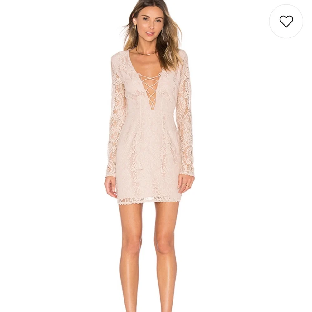 The Jetset Diaries - Robe courte XS en nude - Jamais porté *Autre seconde main