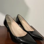 Featured thumbnail for Talons hauts chics Browns Couture “vernis” noirs