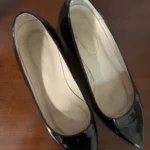 Thumbnail for Talons hauts chics Browns Couture “vernis” noirs