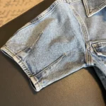 Thumbnail for Chemise en jeans avec bouton