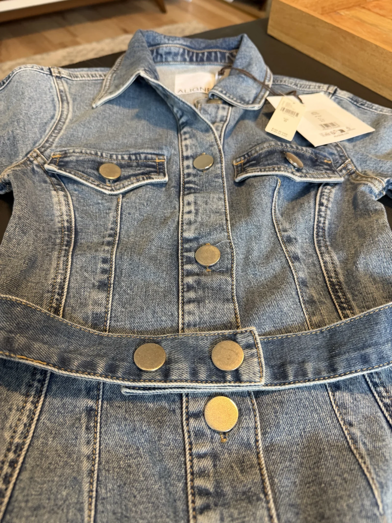 Image for Chemise en jeans avec bouton