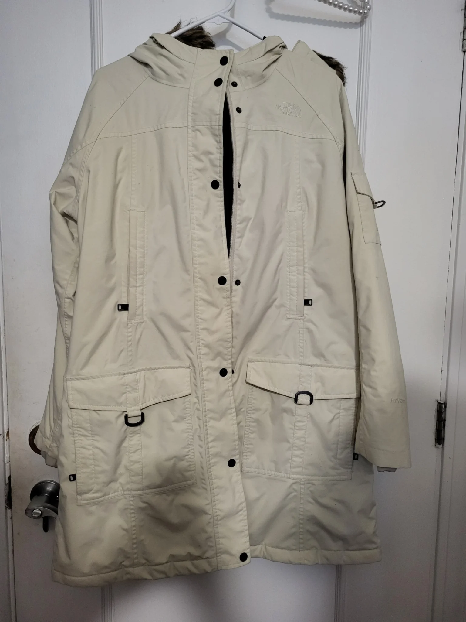 Featured image for The North Face Brooklyn Down Parka Jacket / Coat - Cream Beige / Beige Cream - Women’s Size L