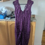Thumbnail for Robe violet dentelle