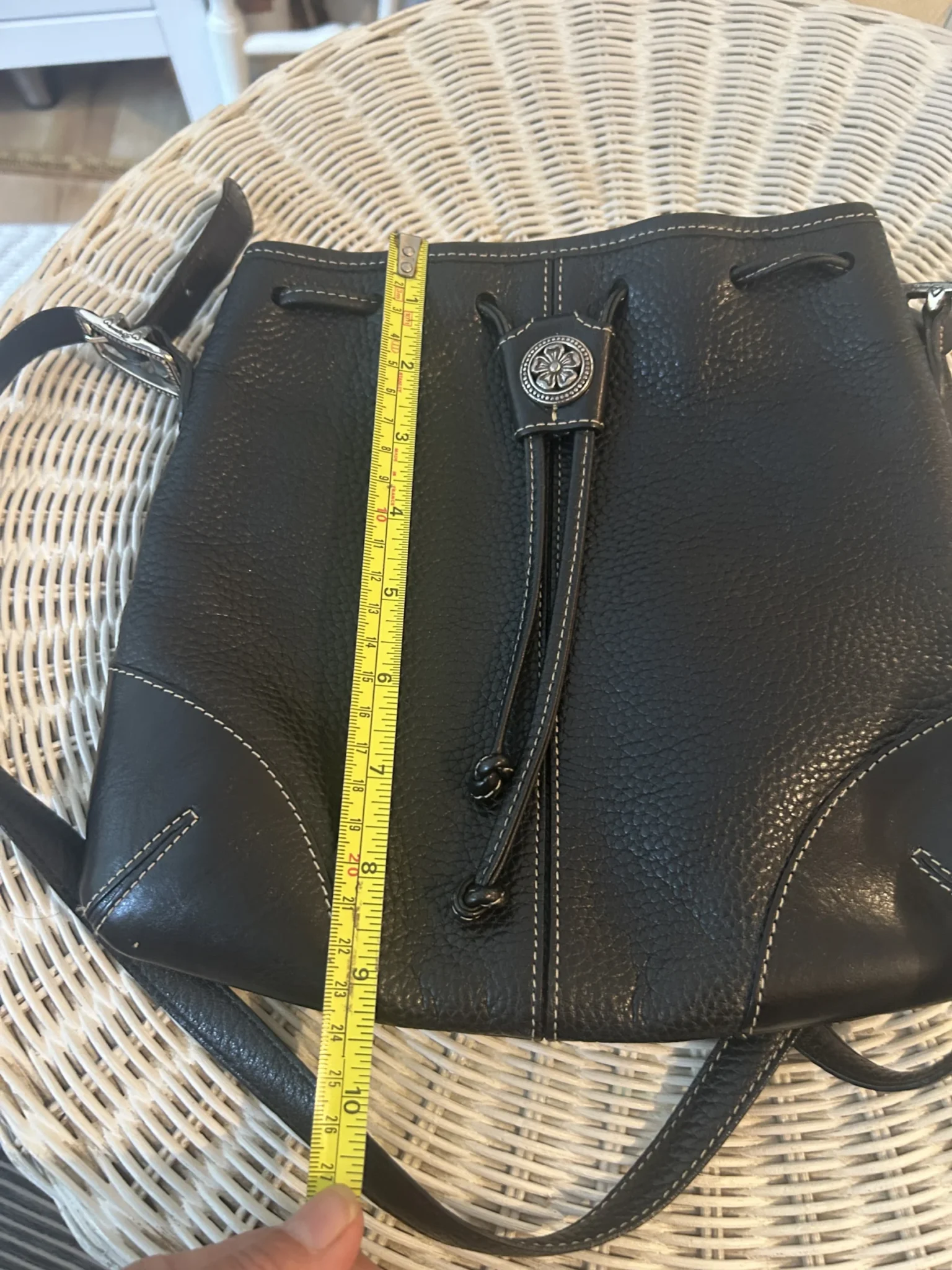 Image for Brighton bucket bag in genuine black leather – Excellent condition